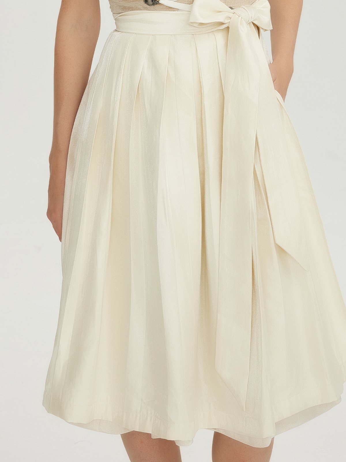 Langärmlige Dirndl-Bluse in Braun