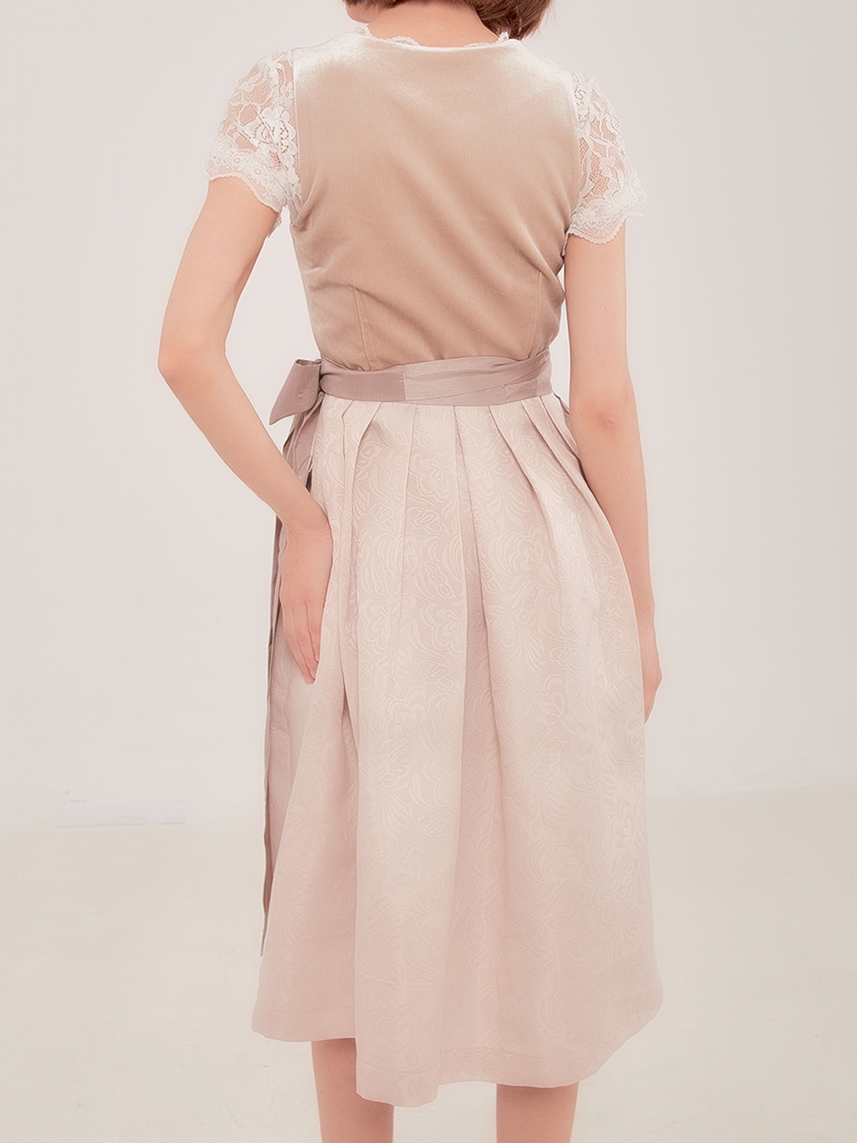 Elegantes braunes Dirndl aus dem Ja Man Shop