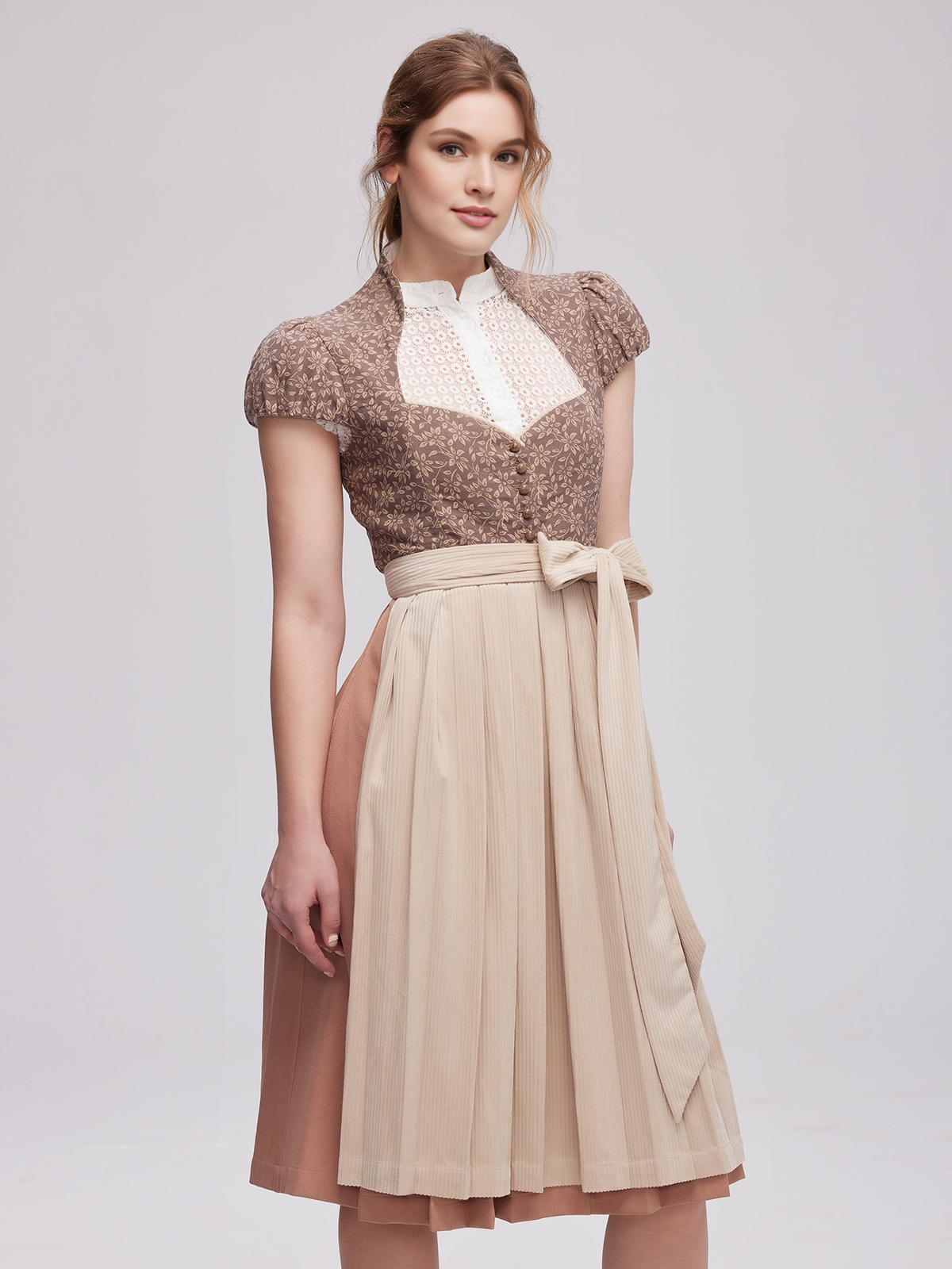 Rot Schwarz Dirndl