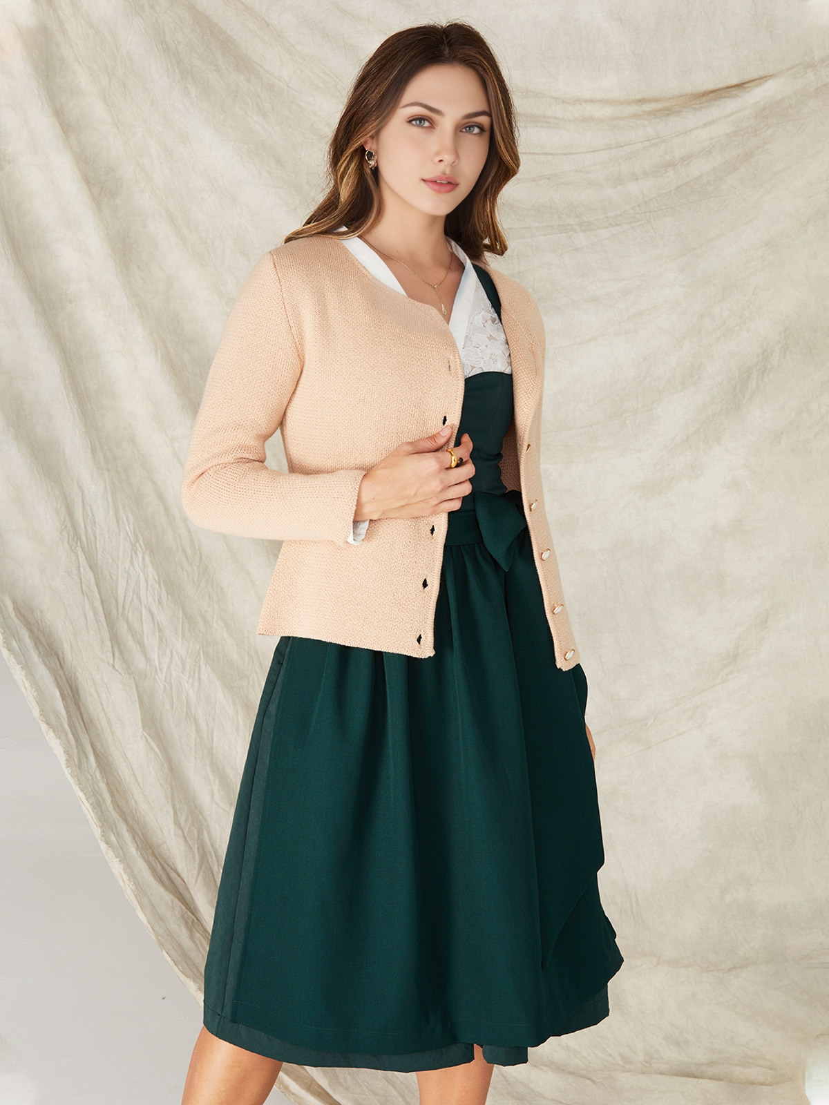 Moderne Dirndlbluse in Altrosa