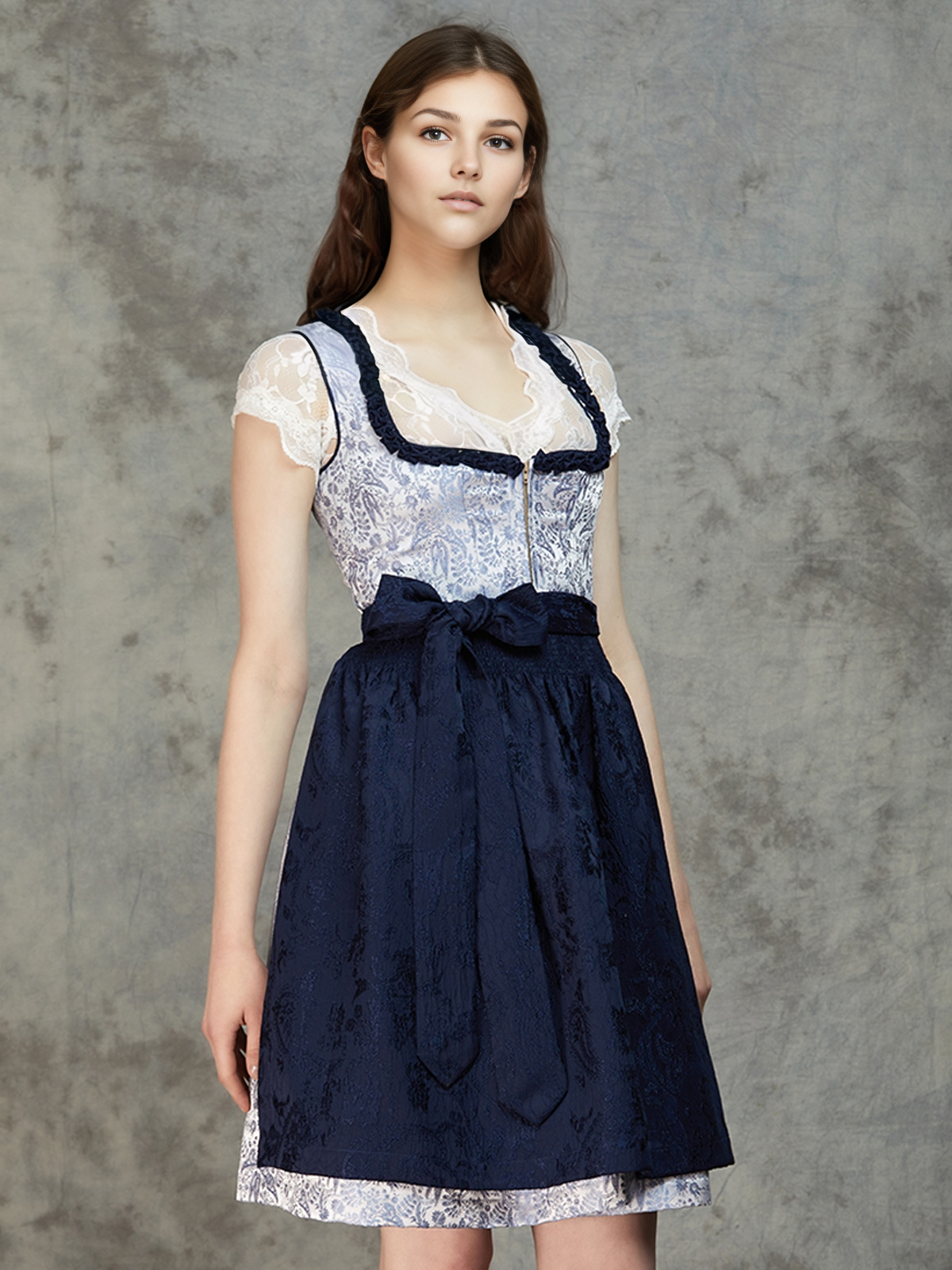 Dirndl in Blau