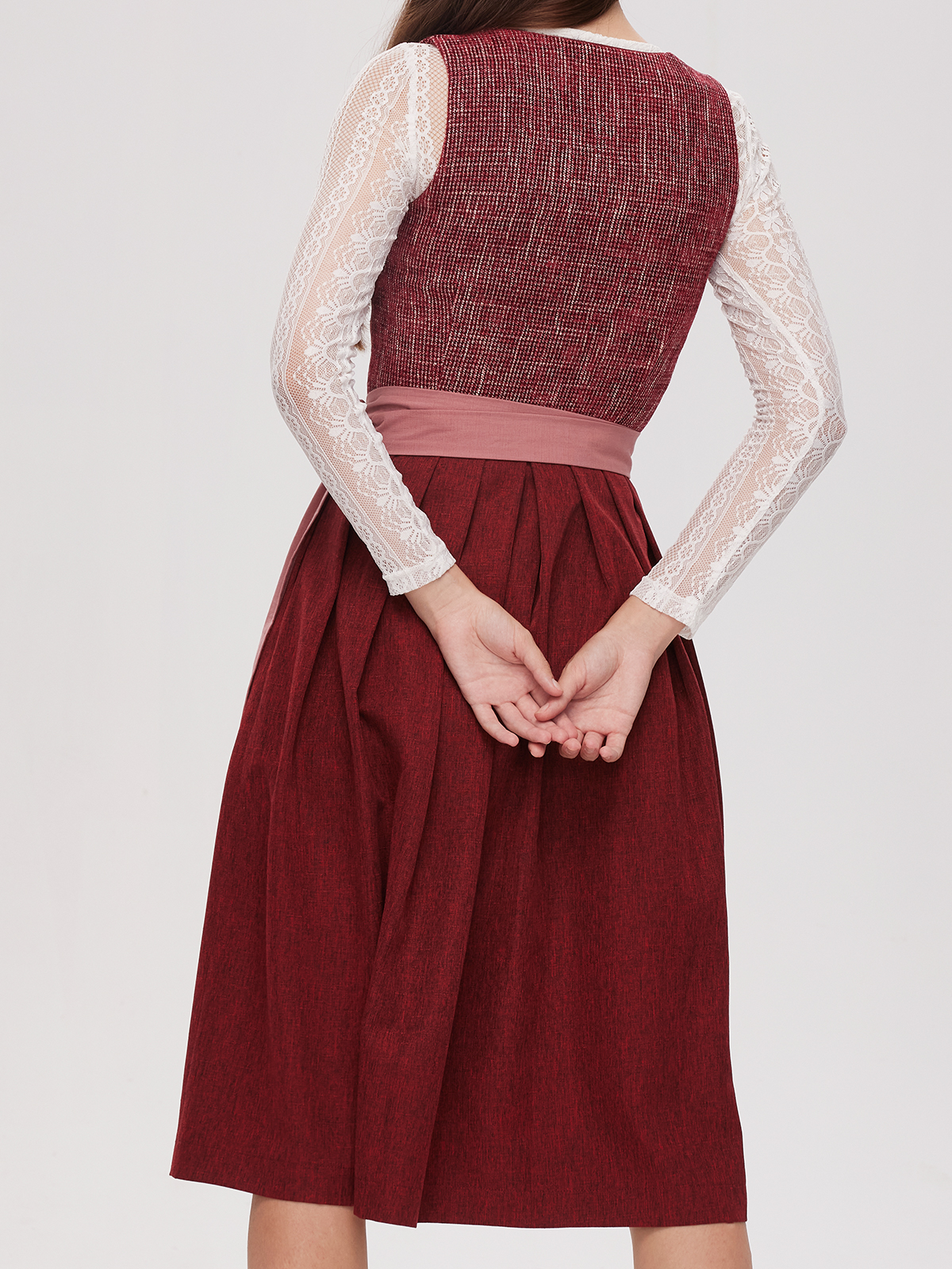 Dirndl aus Leder in Rot